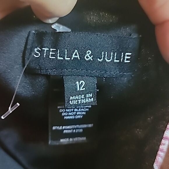 STELLA & JULIE Floral V Neck Dress Size 12 NWOT - Picture 8 of 10